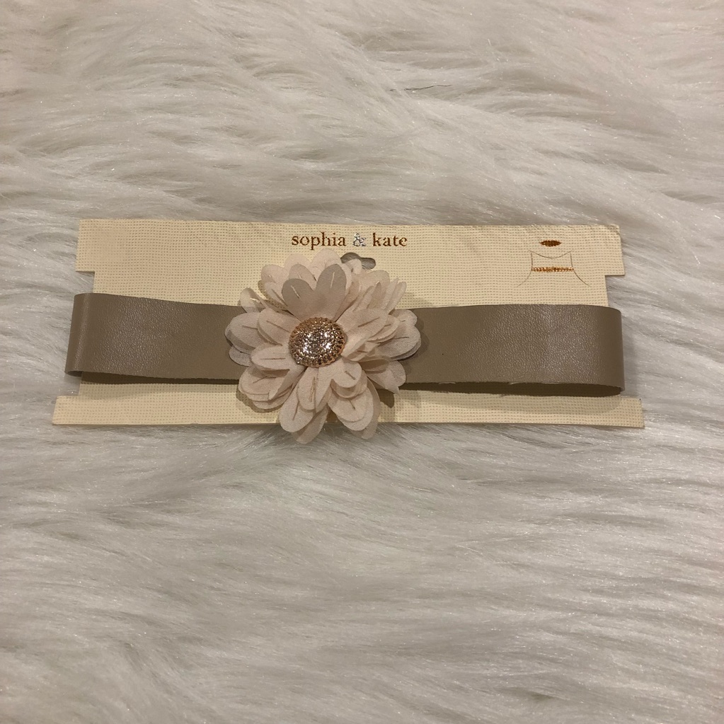 Sophia & Kate Flower Choker